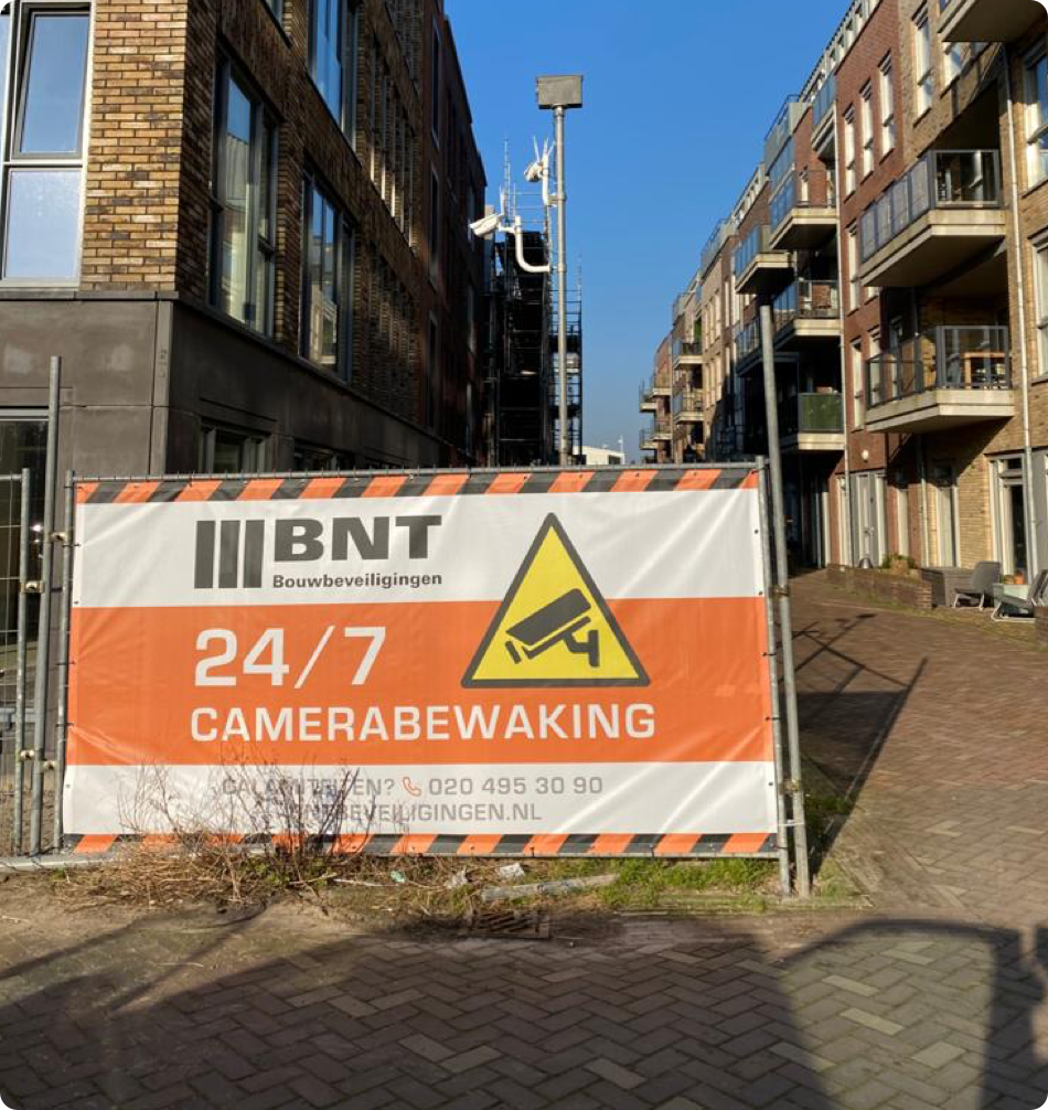 Bouwbplaats cameras met spandoek